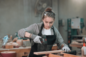 Cómo hacer un taller para bricolaje en casa